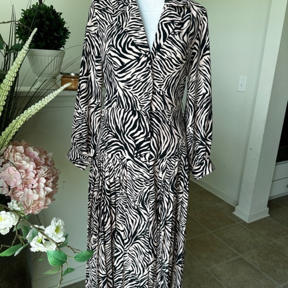 Topshop Black and Pink Patterned Dress - Picture 3 of 11